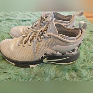 Nike LeBron Witness II Cool Grey Mens Size 9